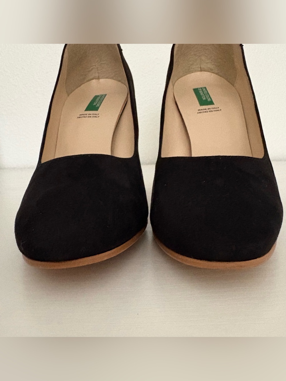 United Colors Of Benetton Black Suede Pumps with Multicolor Block Heel - Picture 9 of 15